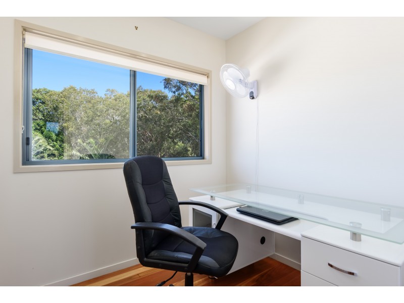 2 Zircon St, Rainbow Beach QLD 4581
