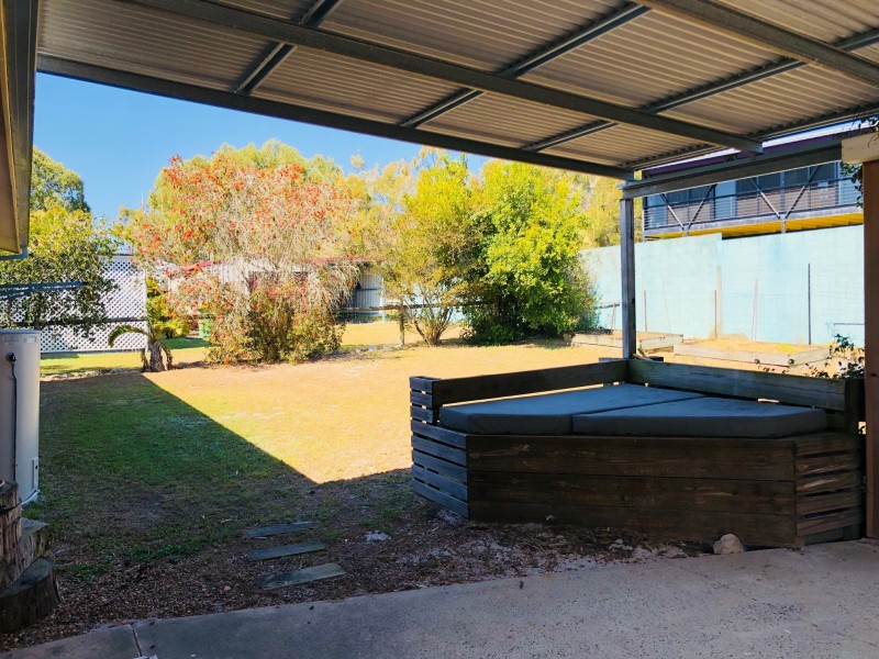 24 Bombala Crescent, Rainbow Beach QLD 4581