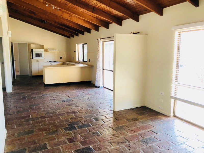 24 Bombala Crescent, Rainbow Beach QLD 4581