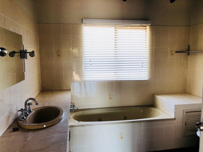 24 Bombala Crescent, Rainbow Beach QLD 4581