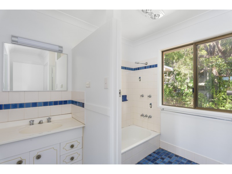 12 Cooloola Drive, Rainbow Beach QLD 4581