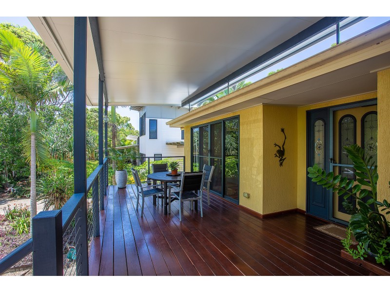 10 Naiad Court, Rainbow Beach QLD 4581