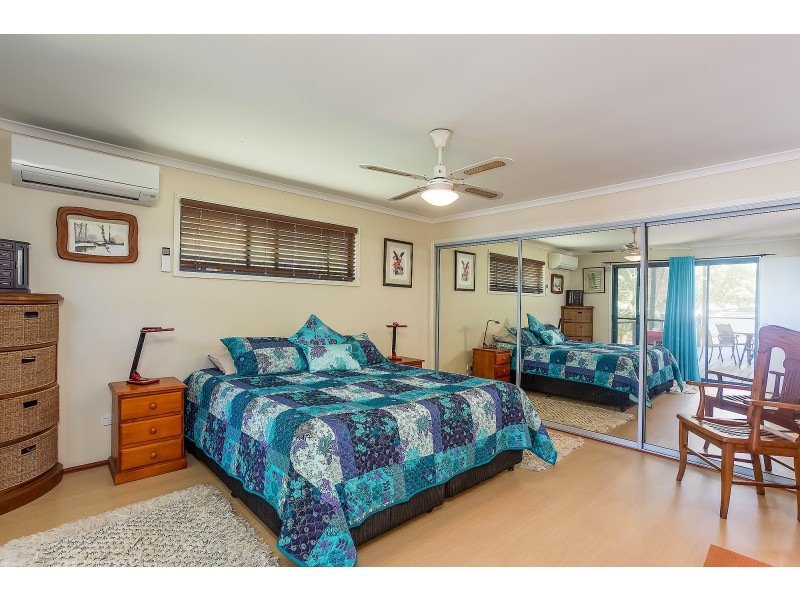 10 Naiad Court, Rainbow Beach QLD 4581