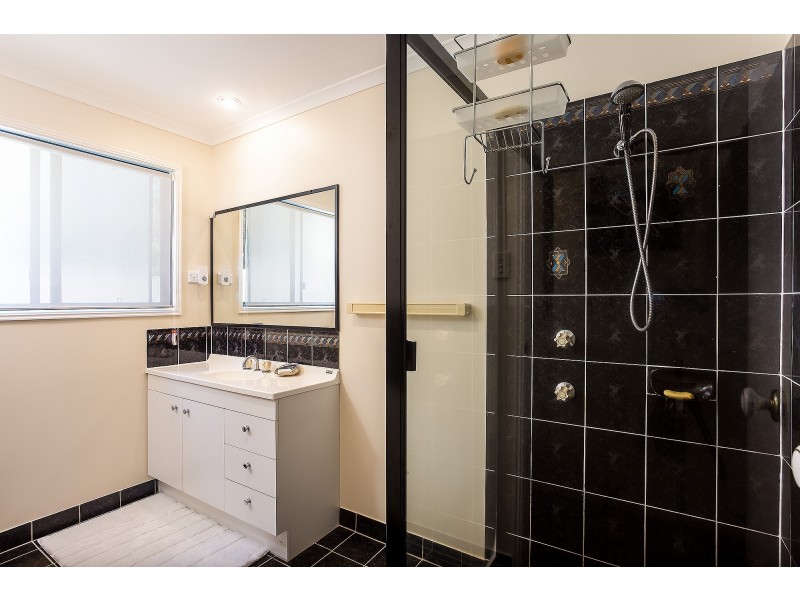 10 Naiad Court, Rainbow Beach QLD 4581