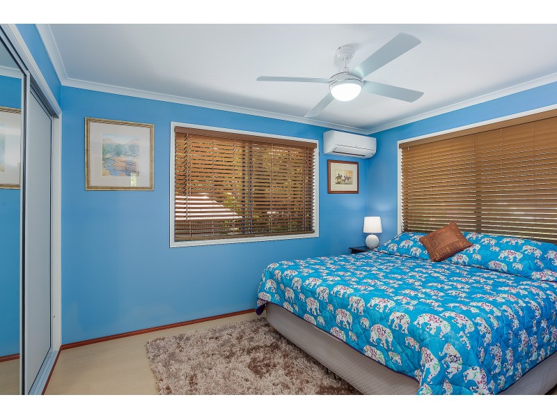 10 Naiad Court, Rainbow Beach QLD 4581