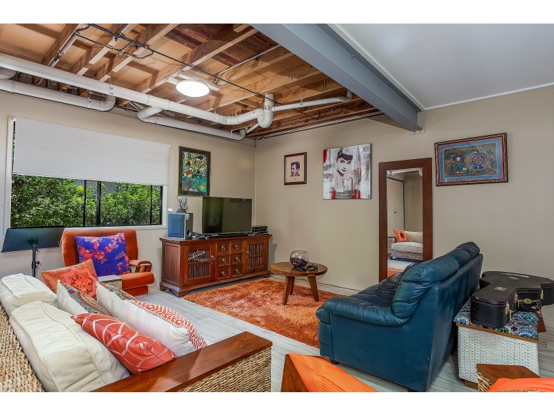 10 Naiad Court, Rainbow Beach QLD 4581