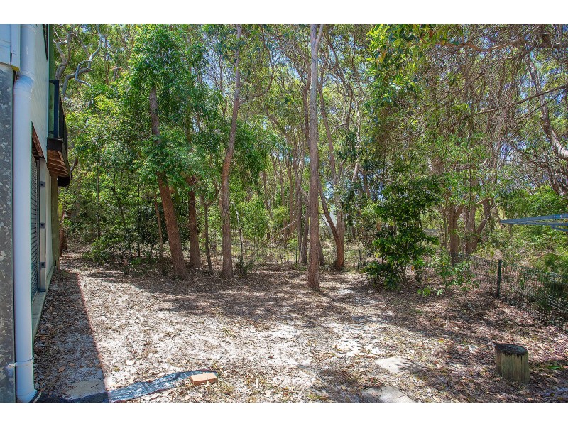 17 Belle Court, Rainbow Beach QLD 4581