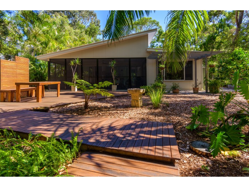 1 Ibis Court, Rainbow Beach QLD 4581