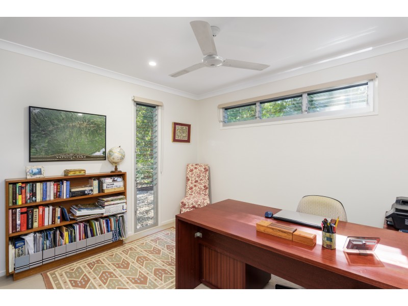 1 Ibis Court, Rainbow Beach QLD 4581