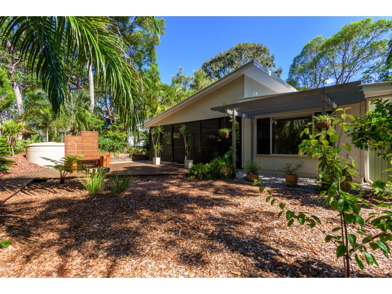 1 Ibis Court, Rainbow Beach QLD 4581