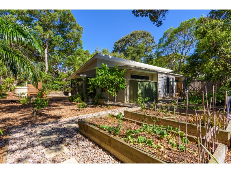 1 Ibis Court, Rainbow Beach QLD 4581