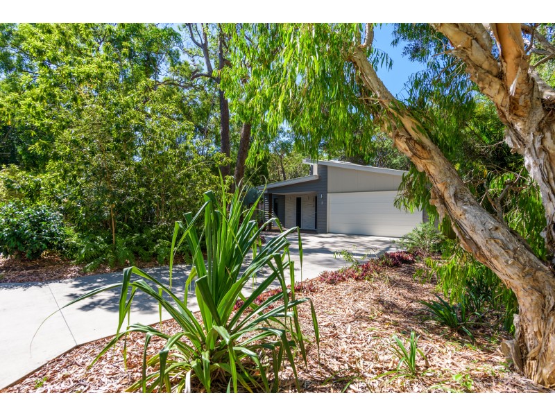 1 Ibis Court, Rainbow Beach QLD 4581