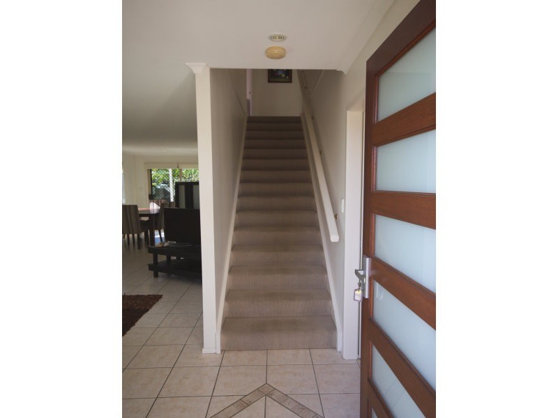 9 Zircon Street, Rainbow Beach QLD 4581