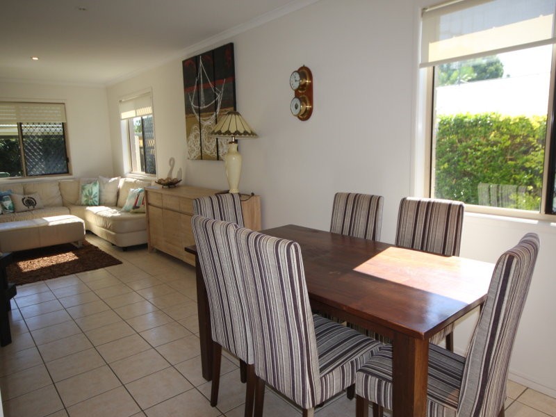 9 Zircon Street, Rainbow Beach QLD 4581