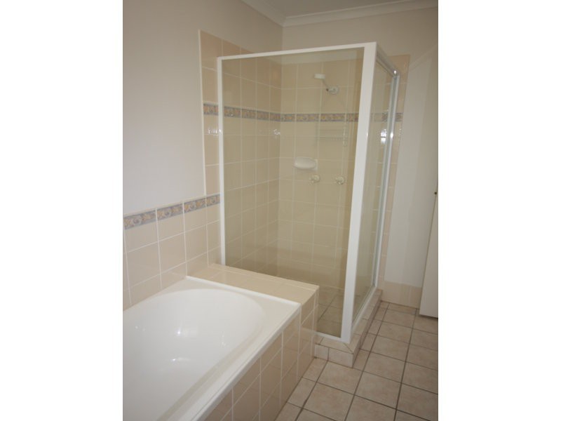 9 Zircon Street, Rainbow Beach QLD 4581