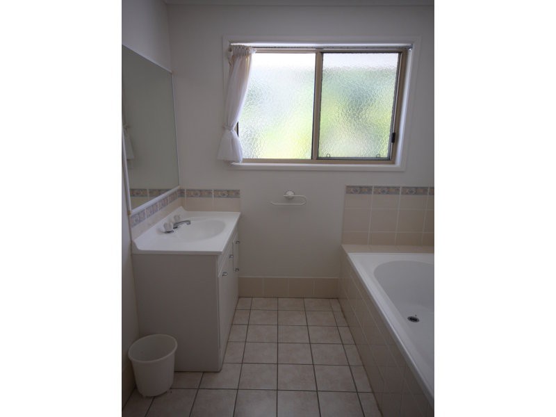 9 Zircon Street, Rainbow Beach QLD 4581