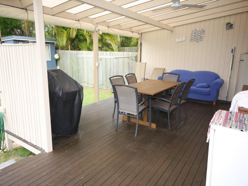 9 Zircon Street, Rainbow Beach QLD 4581