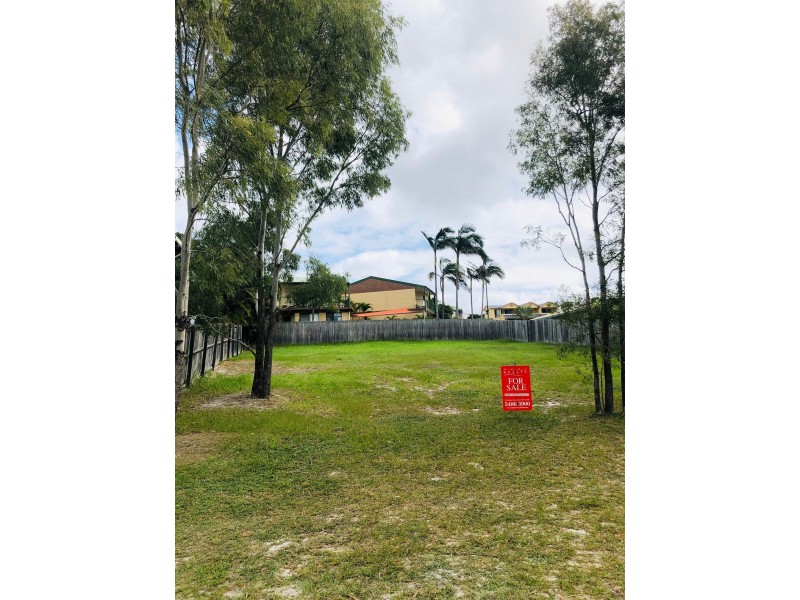 7 Carlo Road, Rainbow Beach QLD 4581