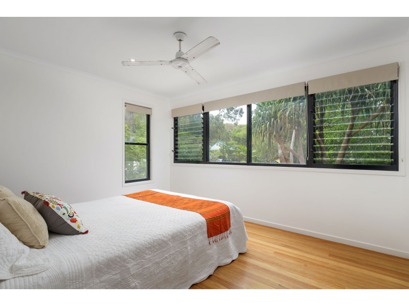 12 NAIAD COURT, Rainbow Beach QLD 4581