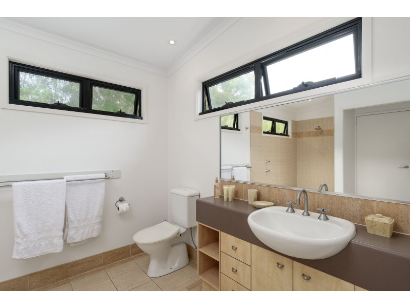 12 NAIAD COURT, Rainbow Beach QLD 4581