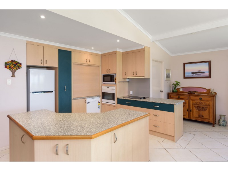 13 COOLBERRY COURT, Rainbow Beach QLD 4581