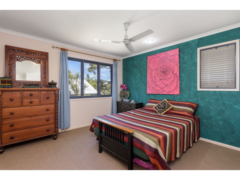 13 COOLBERRY COURT, Rainbow Beach QLD 4581