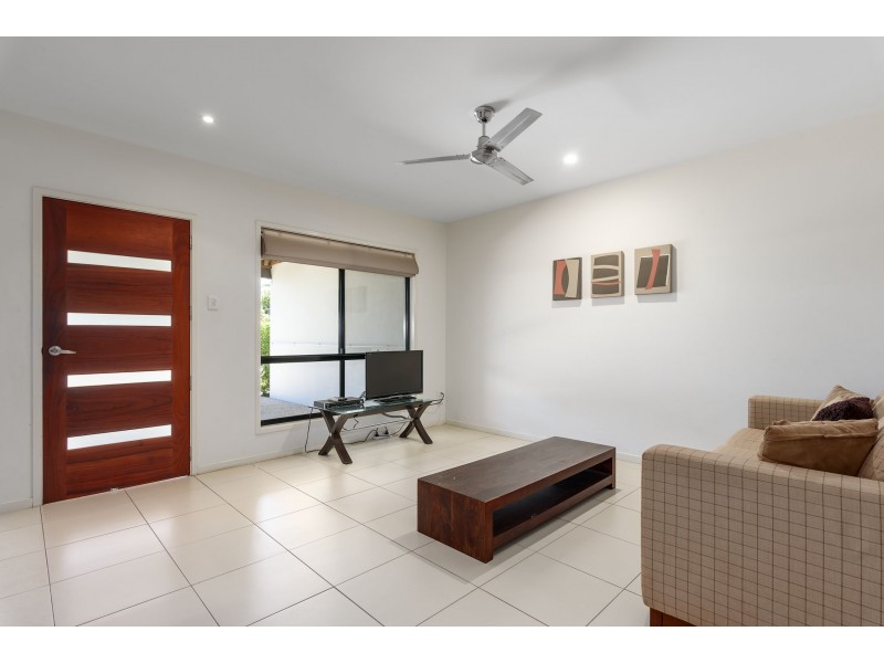 2/7 – 9 SPECTRUM STREET, Rainbow Beach QLD 4581