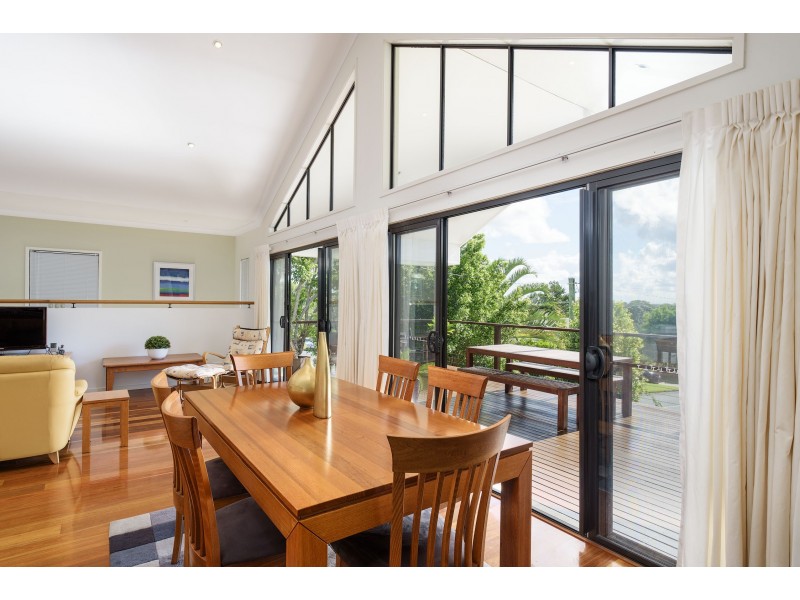 16 COOLOOLA DRIVE, Rainbow Beach QLD 4581