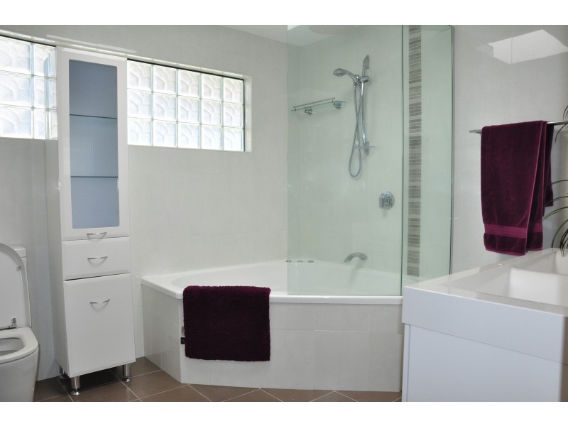 43 DOUBLE ISLAND DRIVE, Rainbow Beach QLD 4581