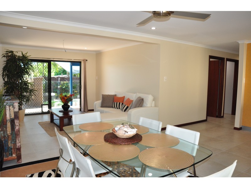 43 DOUBLE ISLAND DRIVE, Rainbow Beach QLD 4581