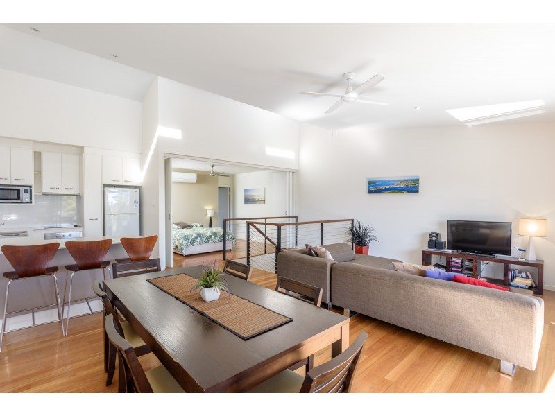 4/7 Spectrum Street, Rainbow Beach QLD 4581
