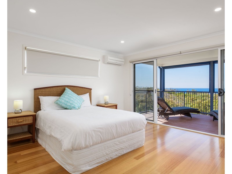 57 COOLOOLA DRIVE, Rainbow Beach QLD 4581