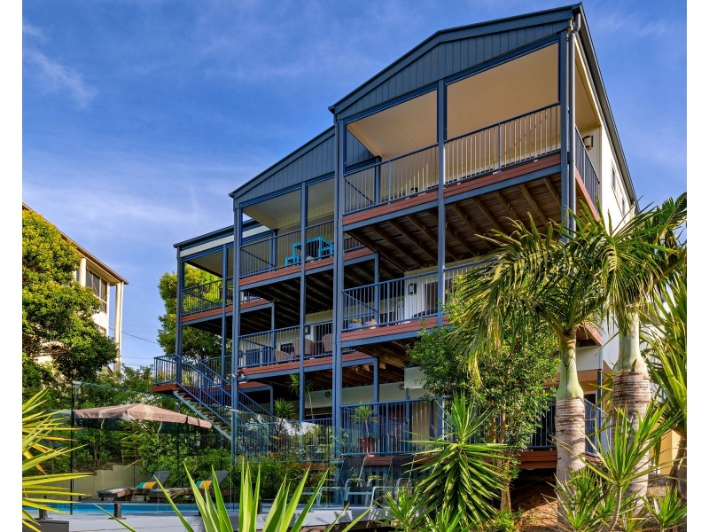 57 COOLOOLA DRIVE, Rainbow Beach QLD 4581