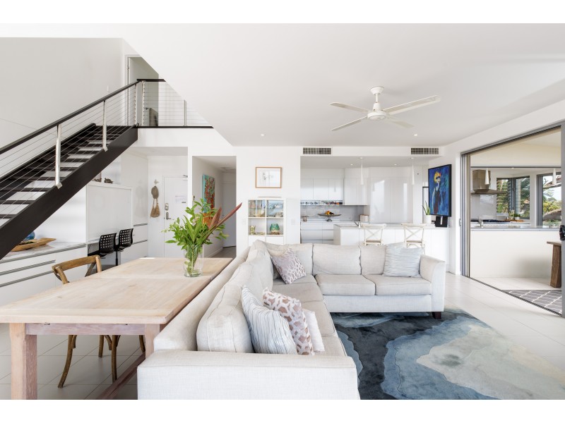 6/3-5 Ocean View Parade, Rainbow Beach QLD 4581