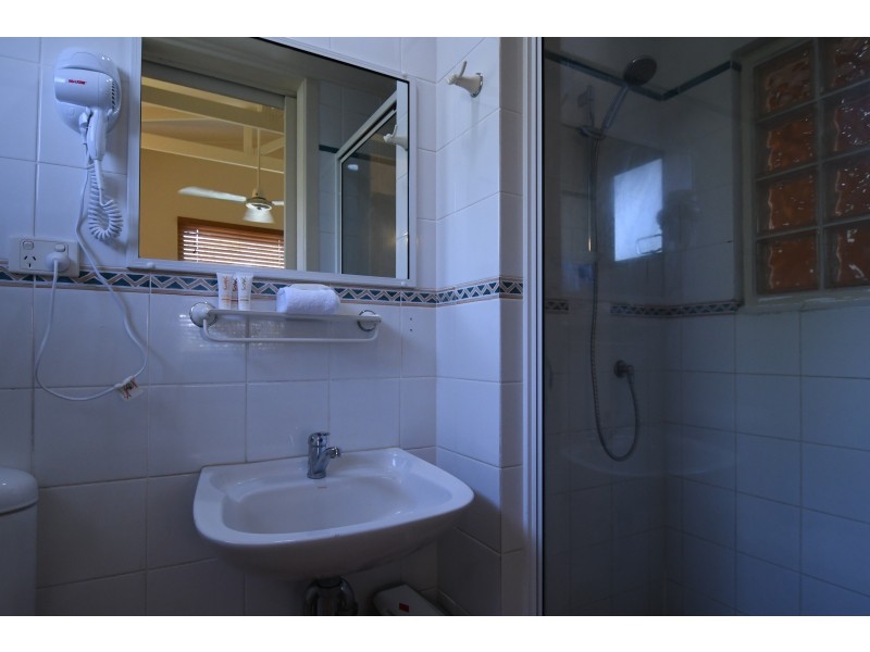 16/9 RAINBOW SHORES DRIVE, Rainbow Beach QLD 4581