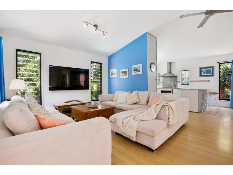 4 Ibis Court, Rainbow Beach QLD 4581