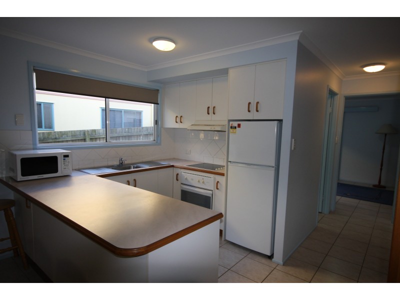 1/42 Manooka Drive, Rainbow Beach QLD 4581