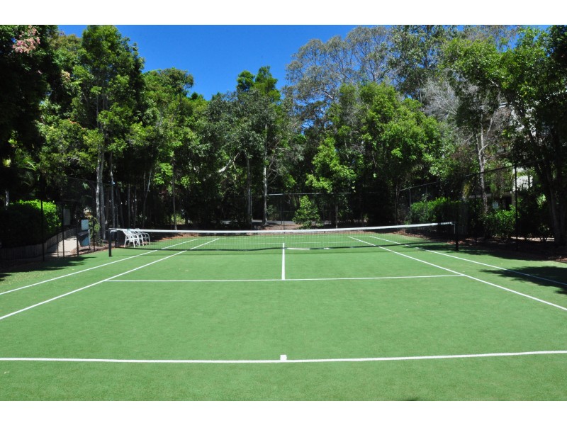 8/9 RAINBOW SHORES DRIVE, Rainbow Beach QLD 4581