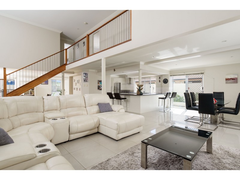 1 BORONIA PLACE, Rainbow Beach QLD 4581