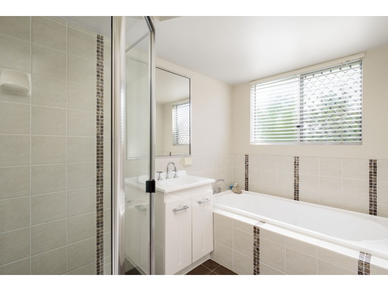 1 BORONIA PLACE, Rainbow Beach QLD 4581