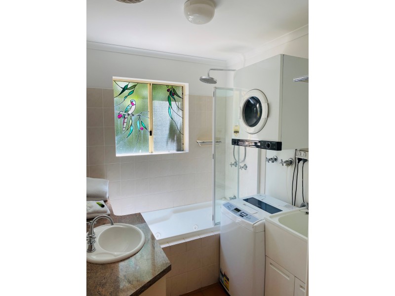 9/2-4 DOUBLE ISLAND DRIVE, Rainbow Beach QLD 4581