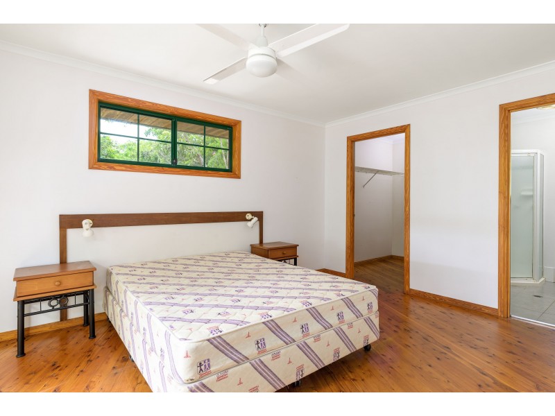 17 Orania Road, Rainbow Beach QLD 4581