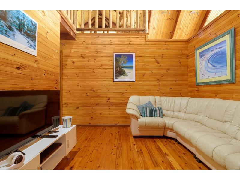 30 COOLOOLA DRIVE, Rainbow Beach QLD 4581