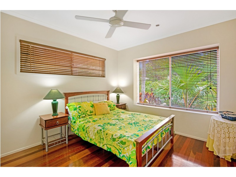 2 Naiad Court, Rainbow Beach QLD 4581