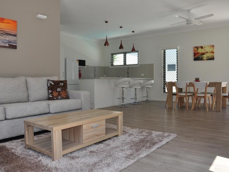 2/14 Spectrum Street, Rainbow Beach QLD 4581