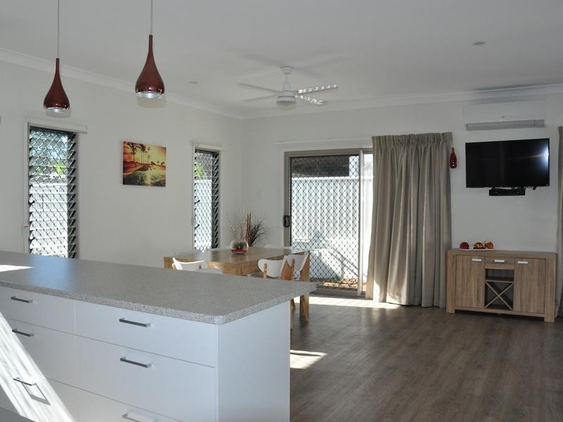 2/14 Spectrum Street, Rainbow Beach QLD 4581