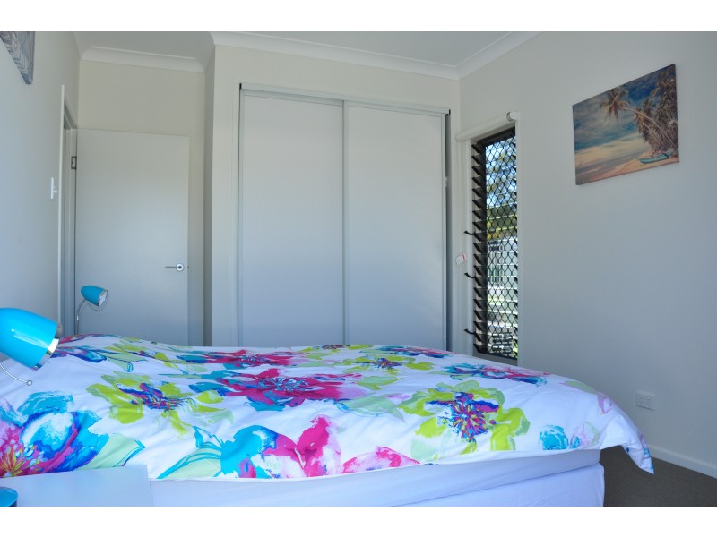 2/14 Spectrum Street, Rainbow Beach QLD 4581