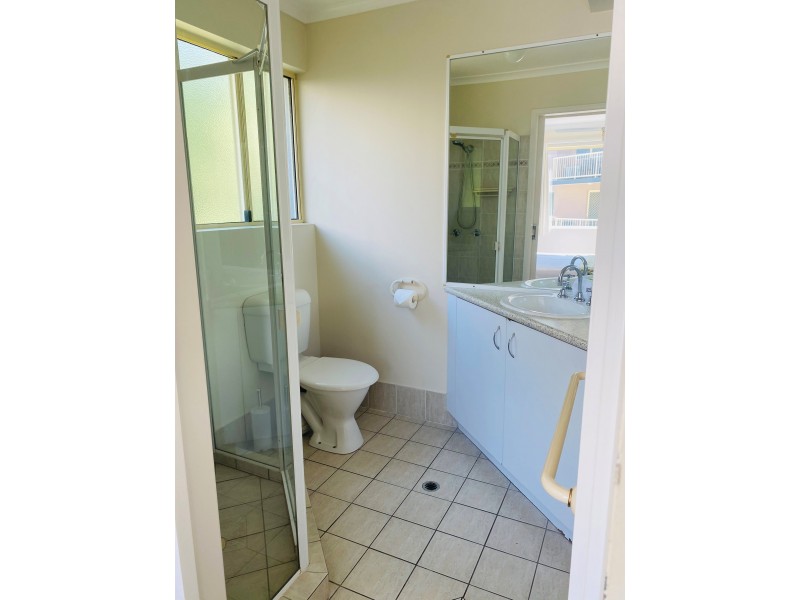 23/2-4 DOUBLE ISLAND DRIVE, Rainbow Beach QLD 4581