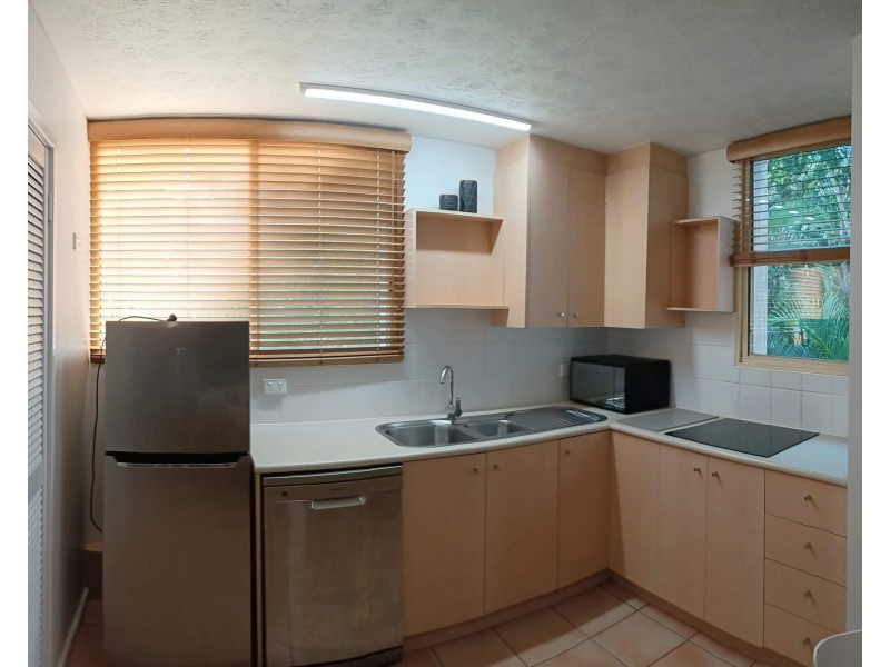 19/15 RAINBOW SHORES DRIVE, Rainbow Beach QLD 4581