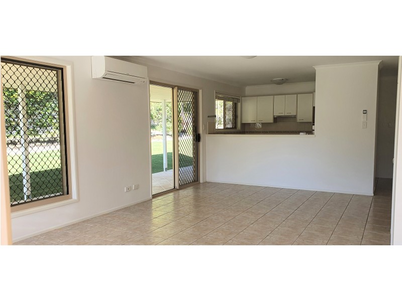 71 Bombala Crescent, Rainbow Beach QLD 4581